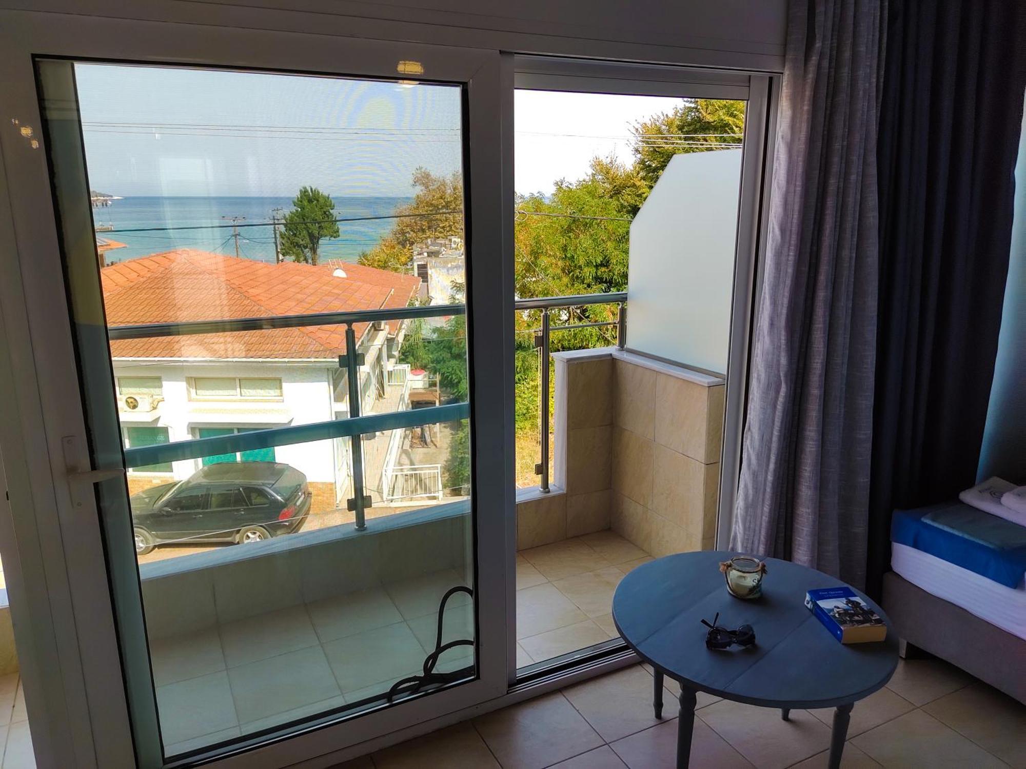 Celeste Deluxe Apartments Skala Potamia  Exteriör bild